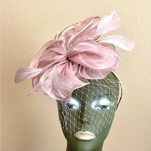 Fancy Fascinator